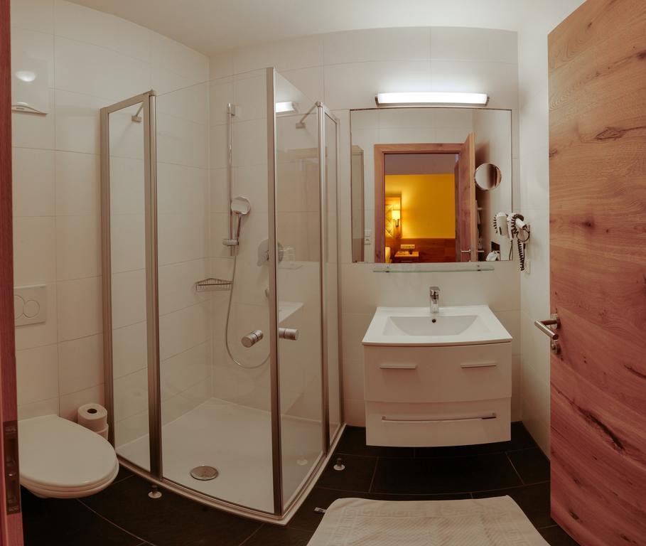 Hotel Habicht فلبمس الغرفة الصورة