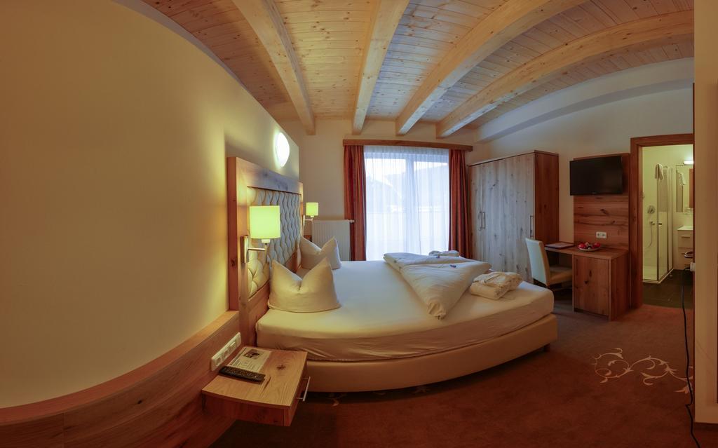 Hotel Habicht فلبمس الغرفة الصورة